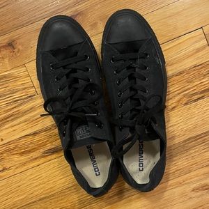 Converse black low top